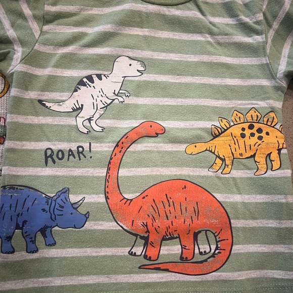 Long sleeve dinosaur tee shirt - Picture 6 of 6
